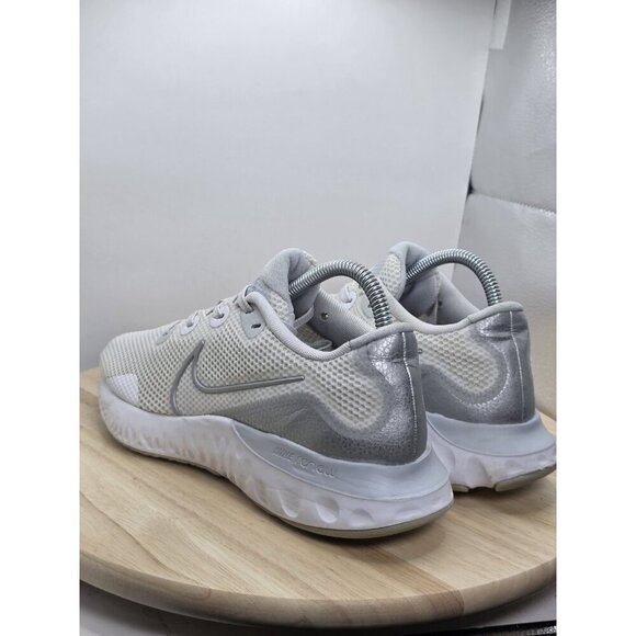 Nike Renew Run CK6360-003 White Running Shoes Sneakers Women's Size 8 - Picture 7 of 9